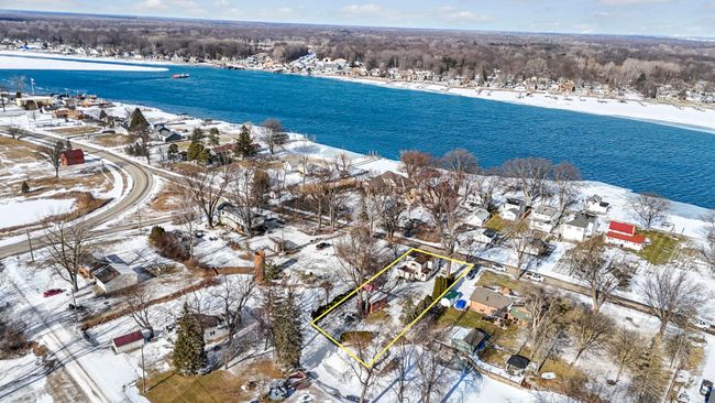 1397 N Channel Dr, House other with 4 bedrooms, 3 bathrooms and null parking in Harsens Island MI | Image 13
