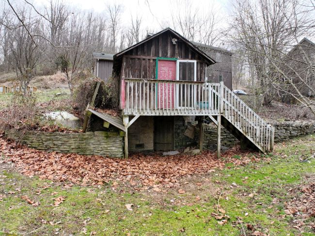 Seller says the condition of this is very poor, but again notice the stacked rocks! | Image 55