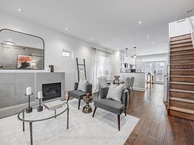 2063 Gerrard St E, House attached with 3 bedrooms, 2 bathrooms and 1 parking in Toronto ON | Image 5