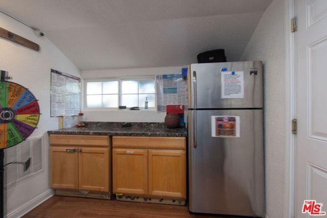 6957 Enfield Ave, House other with 6 bedrooms, 4 bathrooms and 4 parking in Reseda CA | Image 14