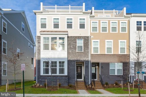 17660 Falcon Dr, Woodbridge, VA, 22192 | Card Image