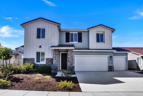 790 Appaloosa Way, Hollister, CA, 95023-9264 | Card Image