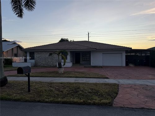 2420 Sw 135th Ave, Miami, FL, 33175-1182 | Card Image