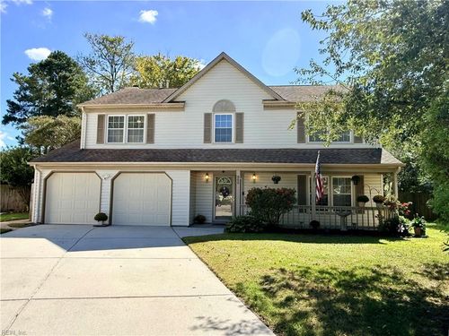900 Roundtable Ct, Virginia Beach, VA, 23464-8846 | Card Image