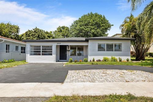 2517 Polk St, Hollywood, FL, 33020-4317 | Card Image