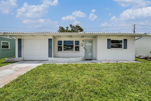 12-10221 Larchmont Pl N, Pinellas Park, FL, 33782-2748 | Card Image