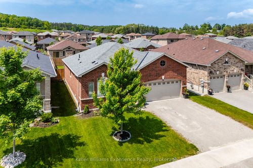 32 Hatton Dr, Penetanguishene, ON, L9M0V6 | Card Image