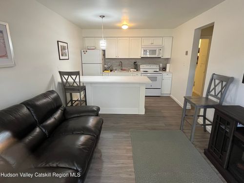 j8-24 Highlands Dr, Hunter, NY, 12442 | Card Image