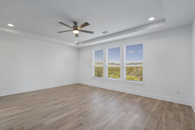 Primary Room | Image 19