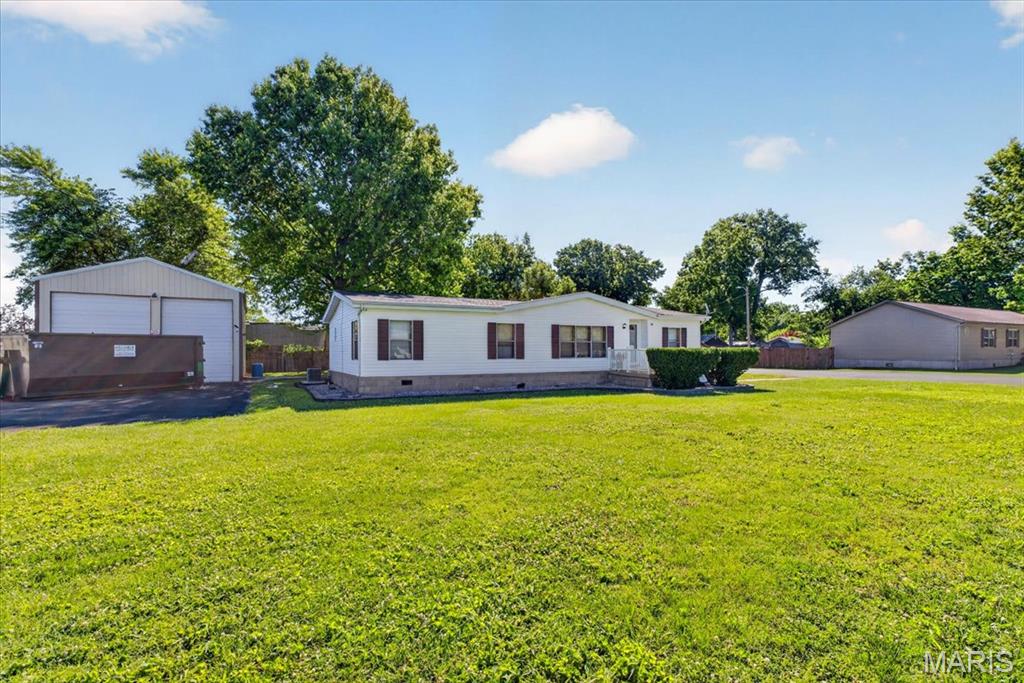 Residential in East Carondelet 4