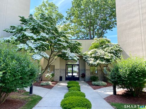 apt-208-1204 Whitney Ave, Hamden, CT, 06517-2847 | Card Image