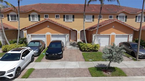 550 Saint Tropez Ln, Margate, FL, 33068-6213 | Card Image