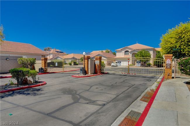 8112 Jasmine Hollow Ct, House other with 3 bedrooms, 3 bathrooms and null parking in Las Vegas NV | Image 52