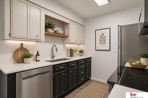 254c-12727 W Dodge Rd, Omaha, NE, 68154-2153 | Card Image