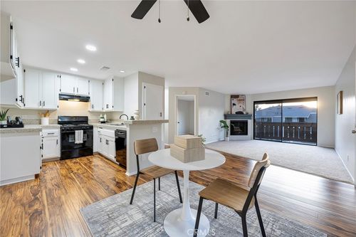 6084 Terrace Ln, Yorba Linda, CA, 92886-5462 | Card Image