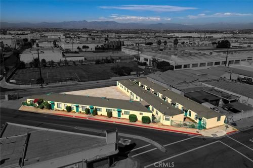 4001 E 52nd St, Maywood, CA, 90270-2248 | Card Image