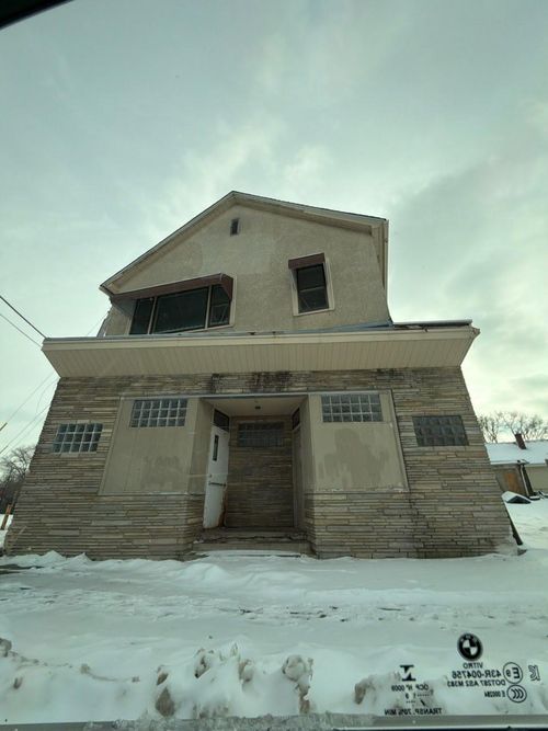 1950 Newton Avenue N, Minneapolis, MN, 55411 | Card Image