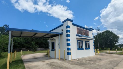 422 N Lhs Dr, Lumberton, TX, 77657-8645 | Card Image