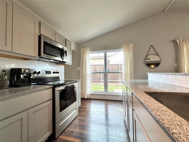 6014 Mcafee Dr, House other with 2 bedrooms, 1 bathrooms and null parking in The Colony TX | Image 8