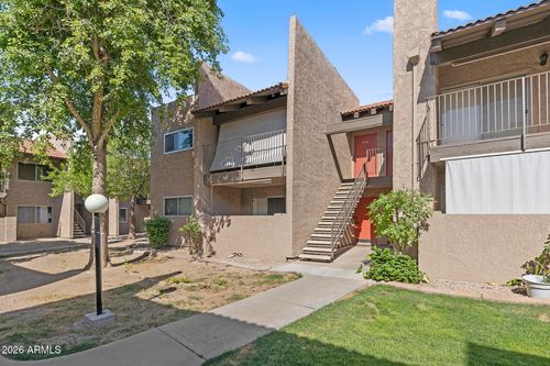 r9-5525 E Thomas Road, Phoenix, AZ, 85018 | Card Image