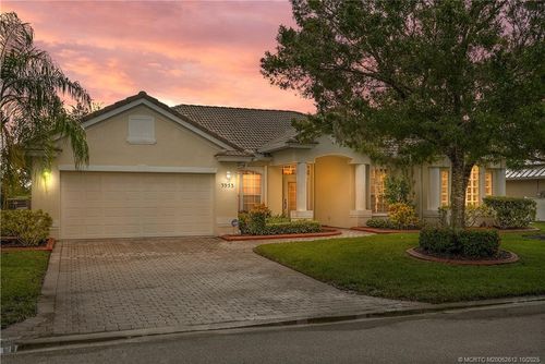 3953 Nw Willow Creek Dr, Jensen Beach, FL, 34957-3441 | Card Image