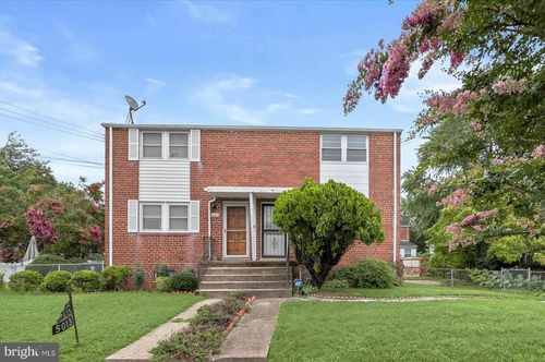 5011 36th Pl, HYATTSVILLE, MD, 20782-3909 | Card Image