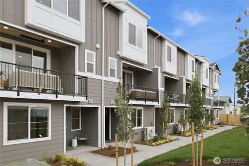 p4-21029 87th Ave Se, Snohomish, WA, 98296-7721 | Card Image