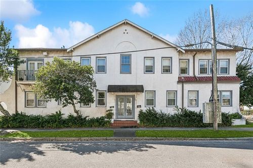 7324 Maple Street, New Orleans, LA, 70118 | Card Image