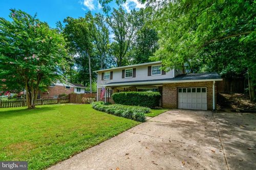 8527 Parliament Dr, SPRINGFIELD, VA, 22151-1310 | Card Image