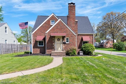 1256 Manor Ave Sw, Canton, OH, 44710-1226 | Card Image