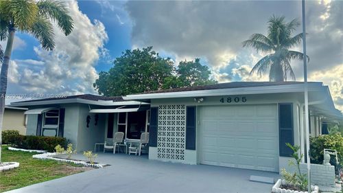 4805 Nw 49th Rd, Tamarac, FL, 33319-3278 | Card Image