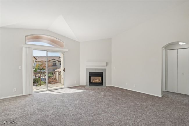 UNIT-201 - 4811 Black Bear Rd, Condo with 2 bedrooms, 2 bathrooms and null parking in Las Vegas NV | Image 6