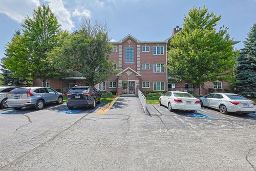 2d-11545 Settlers Pond Way, Orland Park, IL, 60467-5263 | Card Image