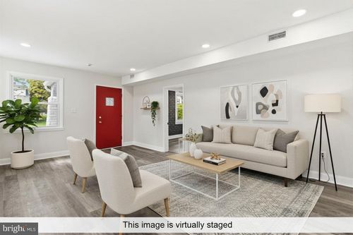 2910 Berwick Ave, BALTIMORE, MD, 21234-7621 | Card Image