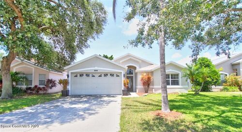 8006 Bracken Ln, Melbourne, FL, 32940-7985 | Card Image