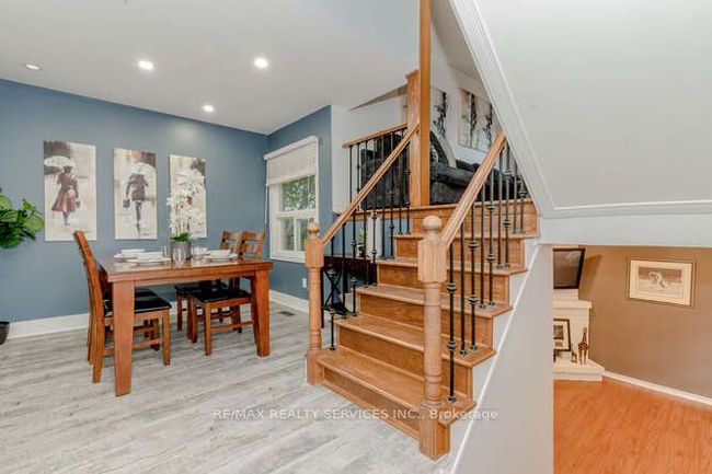 32 Simmons Blvd, House other with 3 bedrooms, 2 bathrooms and 4 parking in Brampton ON | Image 16