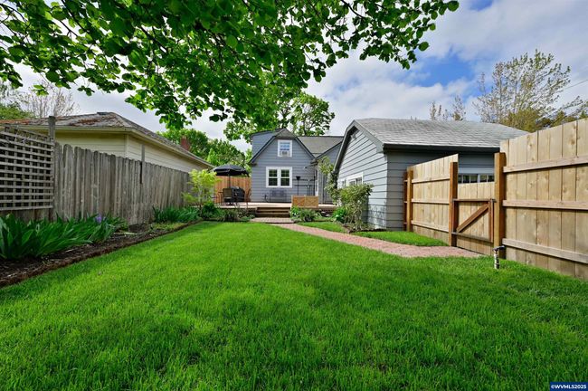 1511 D St Ne, House other with 5 bedrooms, 3 bathrooms and null parking in Salem OR | Image 50