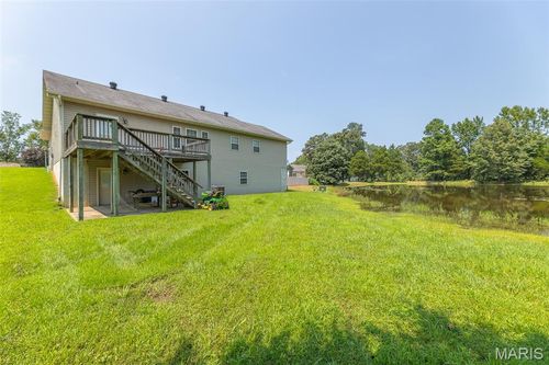 2184 J Bird Ln, Poplar Bluff, MO, 63901-8326 | Card Image