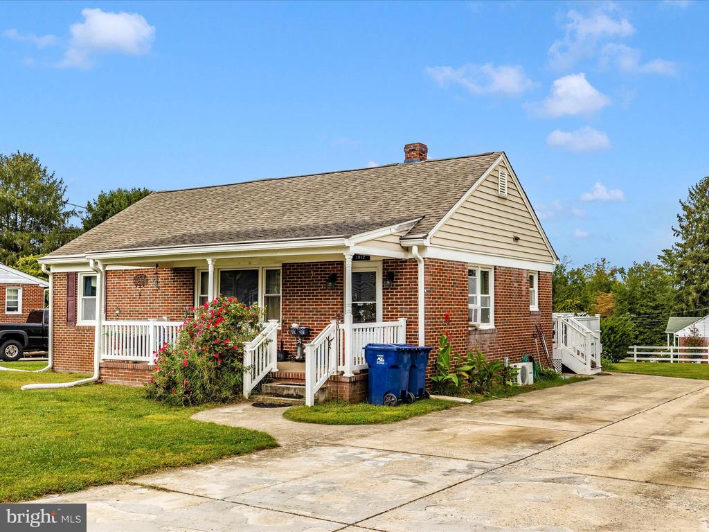 Grandview Ave, Sykesville, MD 21784