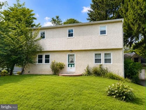 152 Third Ave, NEWTOWN SQUARE, PA, 19073-4534 | Card Image