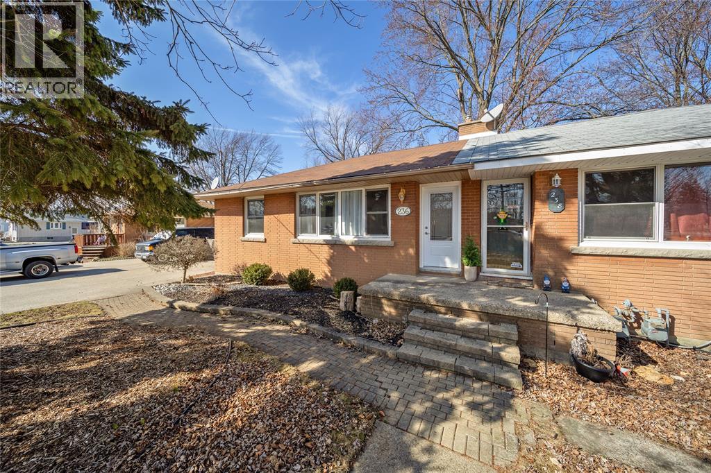 Residential in St Clair 3