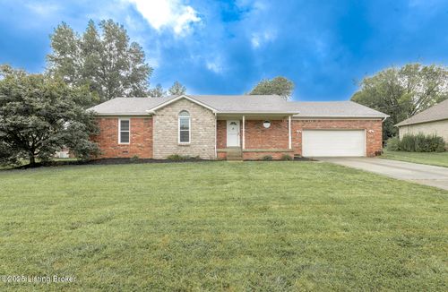 320 Jasper Ln, Mt Washington, KY, 40047-7171 | Card Image