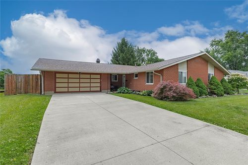 7042 Cliffstone Drive, Huber Heights, OH, 45424 | Card Image
