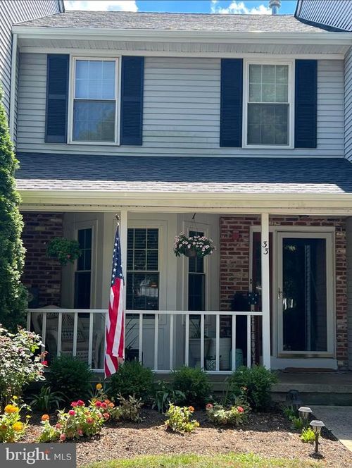 33 Greenridge Cir, NEWTOWN, PA, 18940-2354 | Card Image