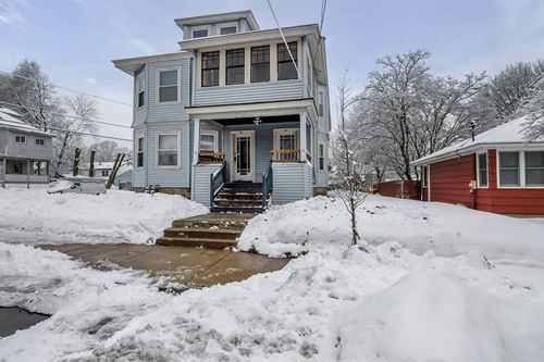 33-35 Coolidge St, Lawrence, MA, 01843-1208 | Card Image