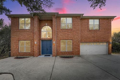 8204 Texas Plume Rd, Austin, TX, 78759-6057 | Card Image