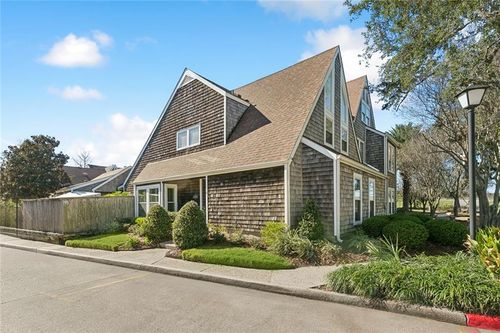 14 Mariners Cv N, New Orleans, LA, 70124-1628 | Card Image