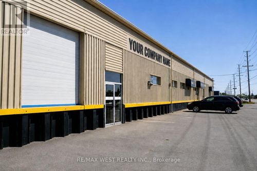 7-121 Bridge Street, Bradford West Gwillimbury (Bradford), ON, L3Z3H3 | Card Image