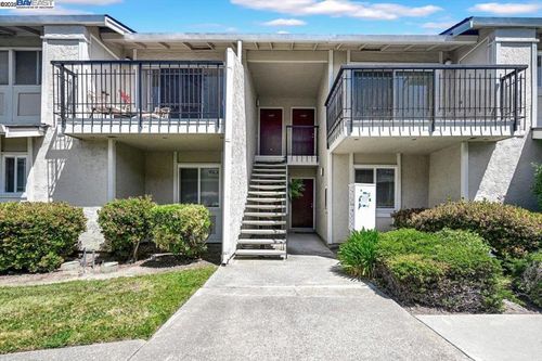 14587 Doolittle Dr, San Leandro, CA, 94577-6620 | Card Image