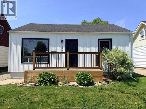 1651 Aubin Rd, Windsor, ON, N8Y4G3 | Card Image